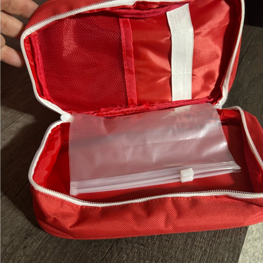 First Aid ⛑️ Bag - Picture 2 of 2